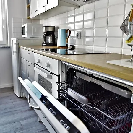아파트 Apartament Superiore Przy Lesie Z Parkingiem *