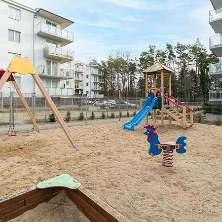 Apartament Superiore Przy Lesie Z Parkingiem Διαμέρισμα Dziwnówek