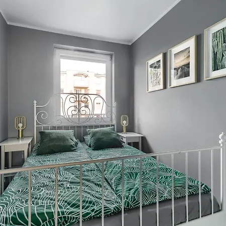 Apartament Superiore Przy Lesie Z Parkingiem * 드지우노웨크